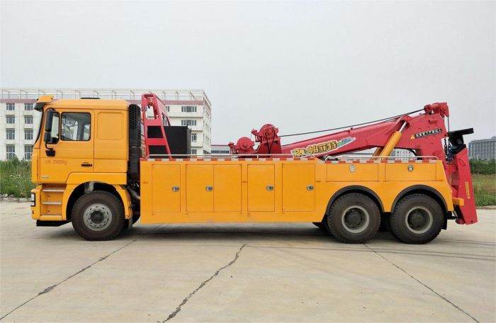 Shacman heavy duty towing