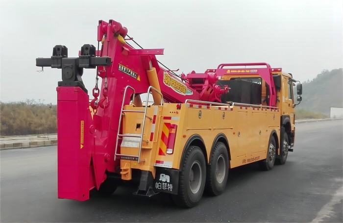 HOWO Heavy duty tow truck