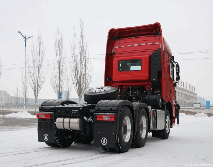 Beiben 6×6 Road Tractor