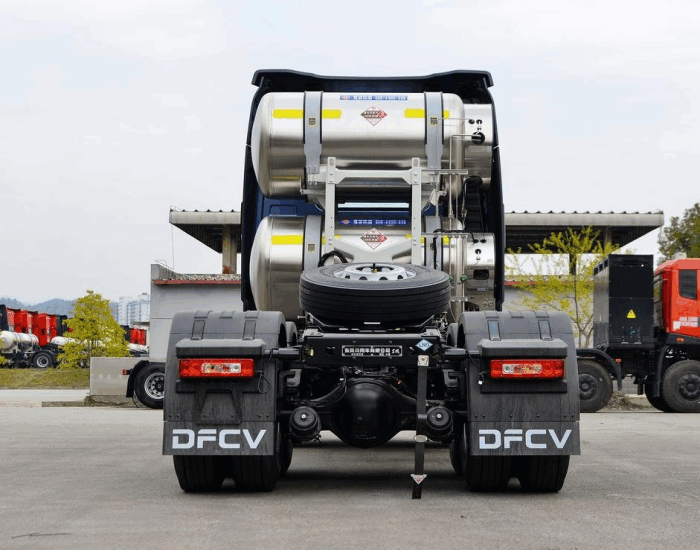 Dongfeng Road Tractor