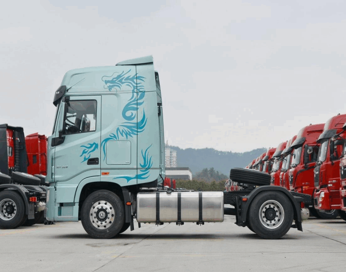 Dongfeng 4×2 Road Tractor