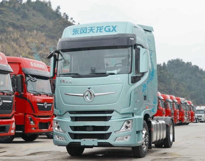 Dongfeng 4×2 Road Tractor