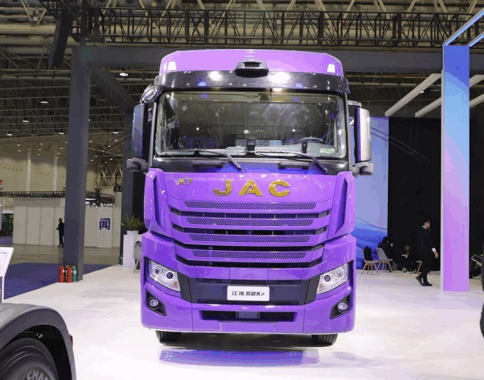 JAC Gelfa 4×2 Road Tractor