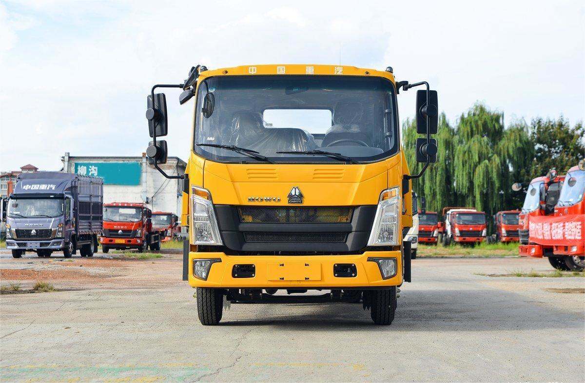 HOWO small Tow Truck Tow