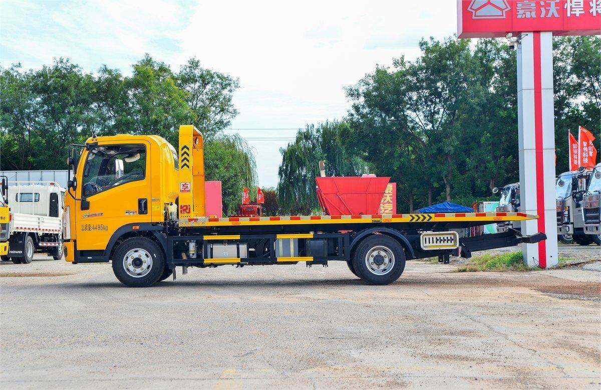 HOWO small Tow Truck Tow