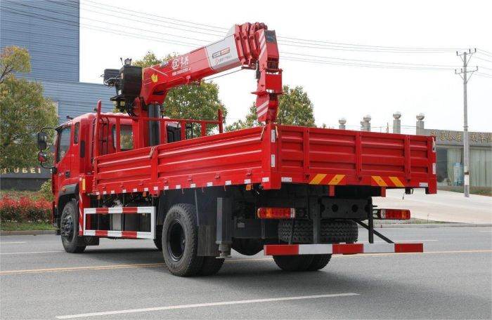 FOTON ES7 4X2 Loader Crane
