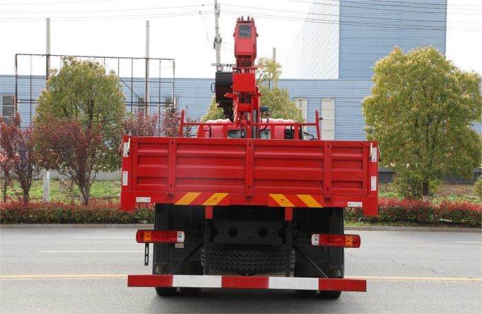 FOTON ES7 4X2 Loader Crane