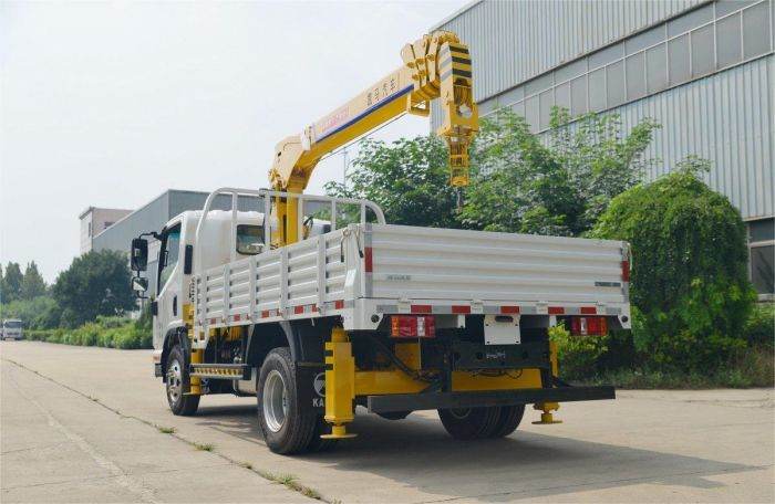 Kaima M3 4X2 Loader Crane