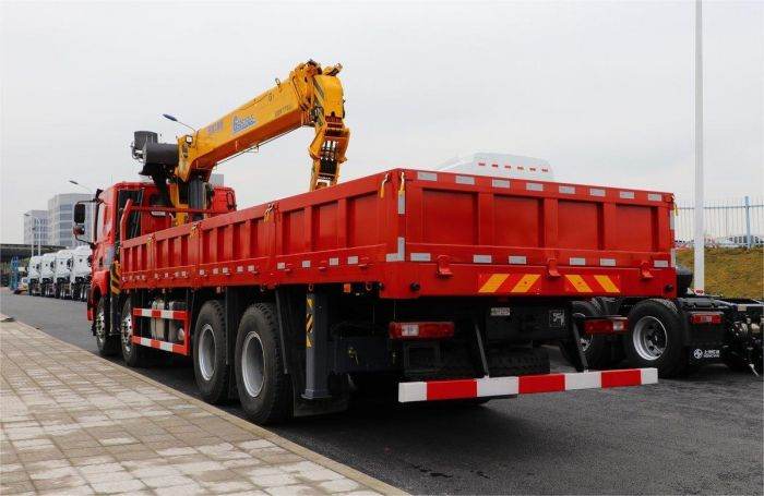 GENHOO H6 8X4  Loader Crane