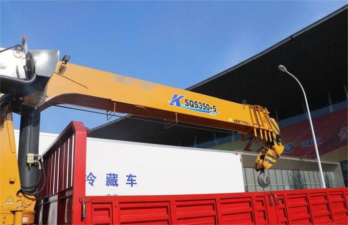 FAW J6P 8X4  Loader Crane