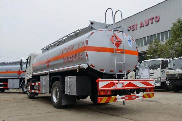 Dongfeng 14000 litre Tanker Truck