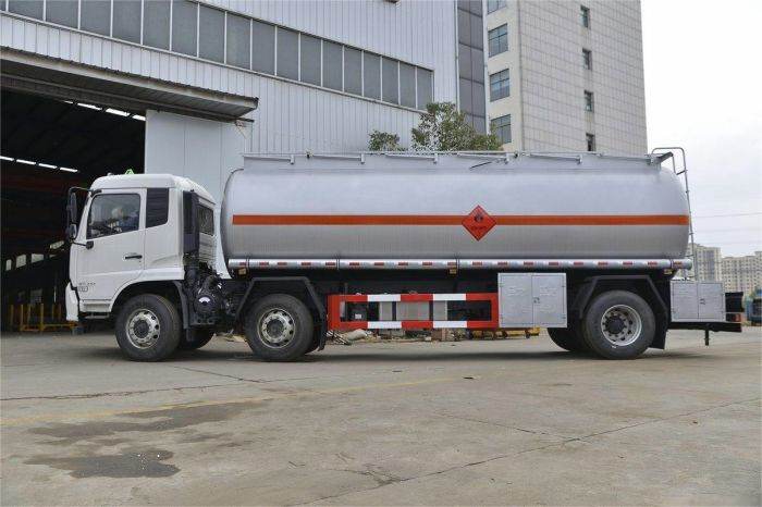 Dongfeng 21800l fuel tanker