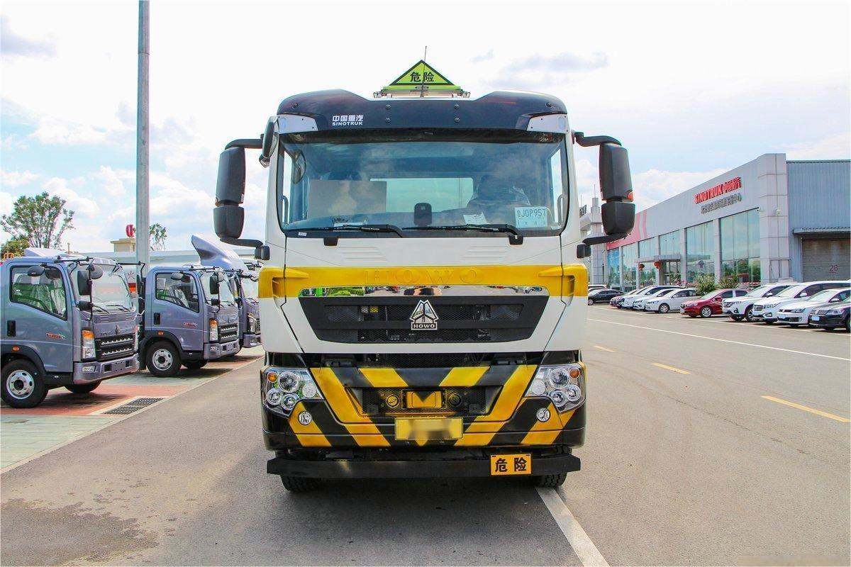 HOWO 30m³ Tanker Truck