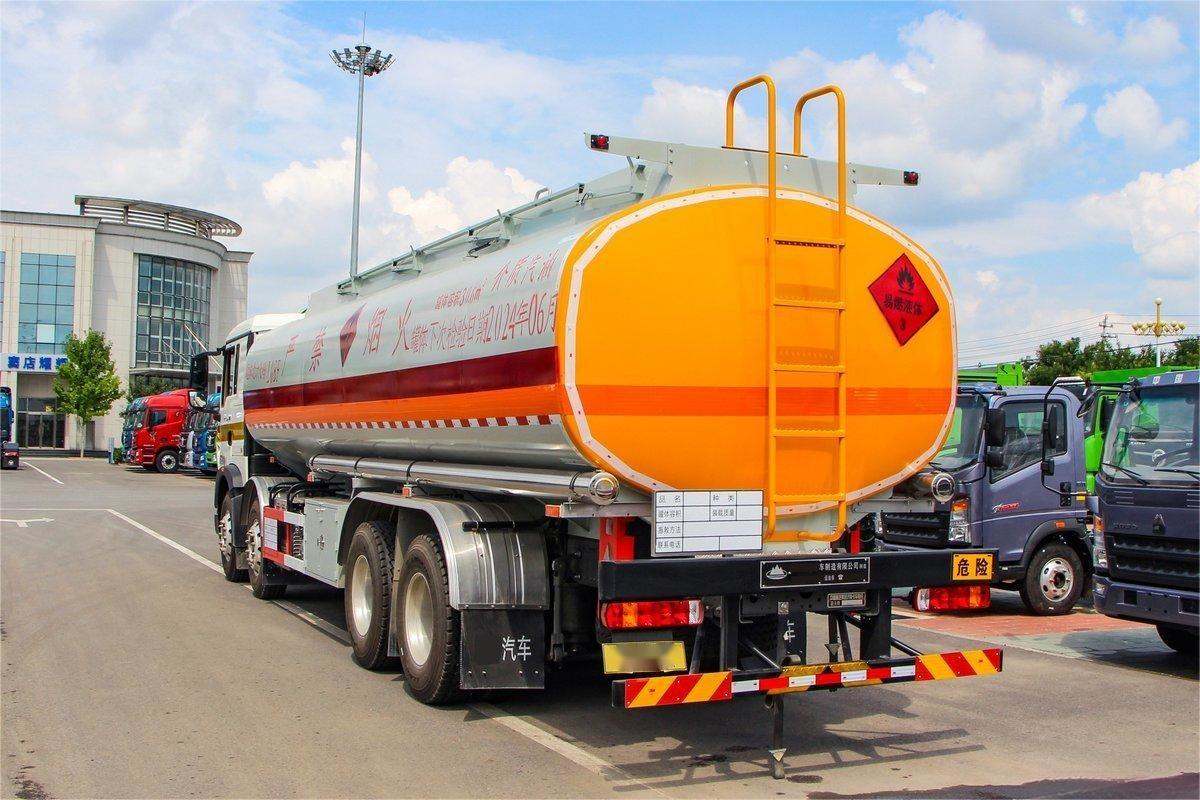 HOWO 30m³ Tanker Truck