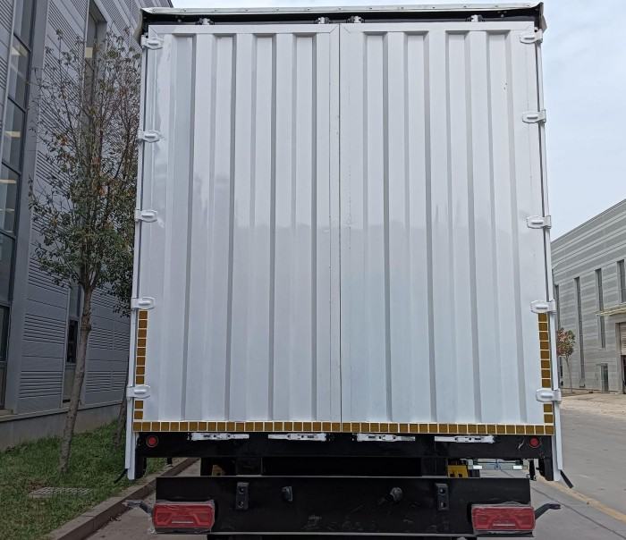 Curtain Side Semi Trailer