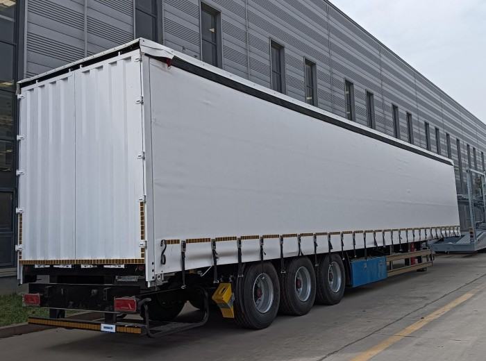Curtain Side Semi Trailer