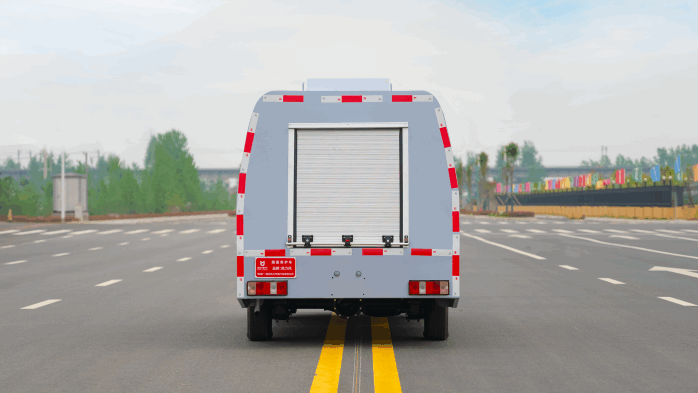 Road maintenance and cleaning truck
