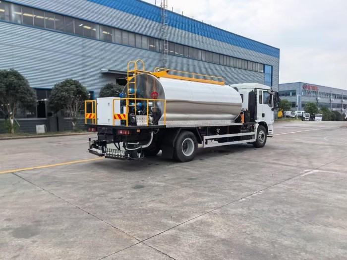 SHACMAN L3000 Asphalt Spreader