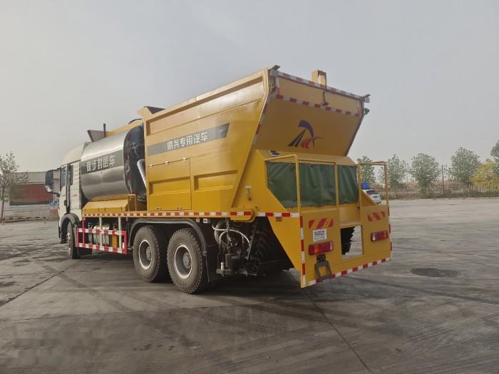 Sinotruk HOWO Synchronous Sealing Vehicle