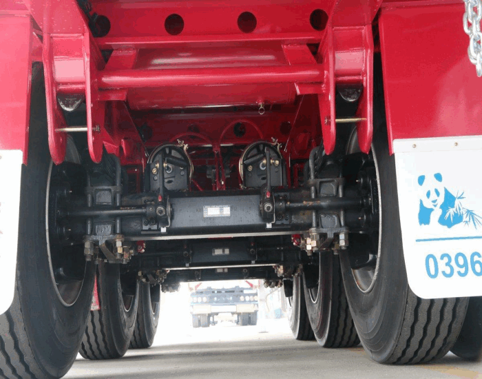Side curtain bar transport semi-trailer
