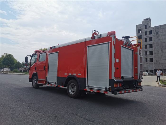 ISUZU Water Tank Fire Truck