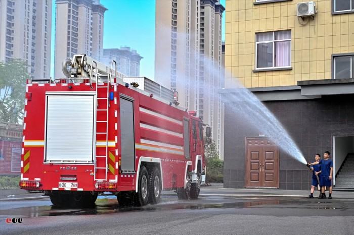 Sinotruk HOWO high-rise jet fire truck
