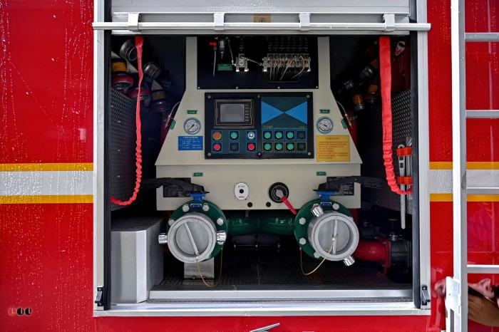 Sinotruk HOWO high-rise jet fire truck
