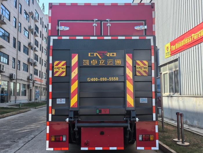 ISUZU 100P Fire Equipment Support Transport Truck