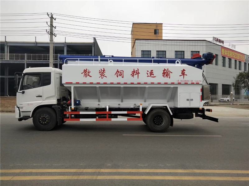 Dongfeng 4x2 bulk feed truck