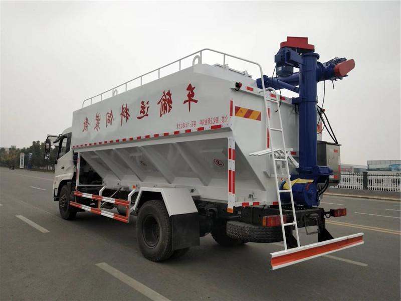 Dongfeng 4x2 bulk feed truck