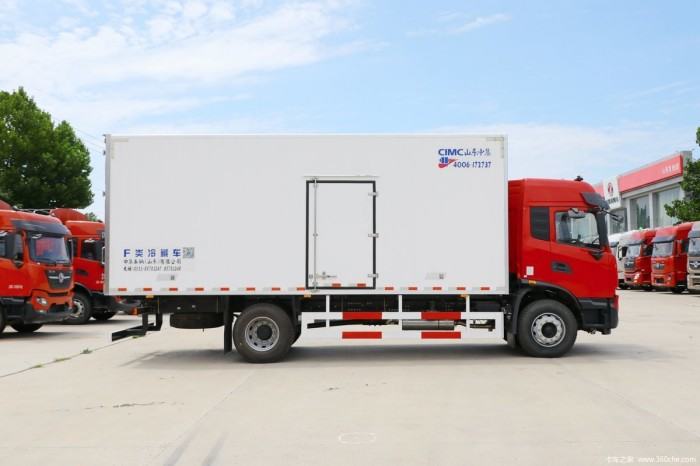 Dongfeng 4X2 Reefer Truck