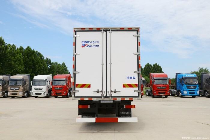Dongfeng 4X2 Reefer Truck
