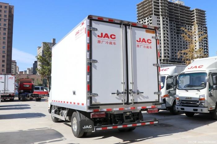 JAC 4m Reefer Truck