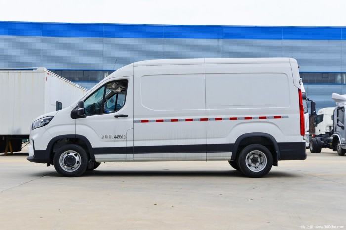 SAIC Reefer Truck