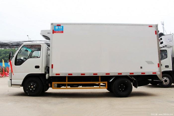 ISUZU 100P 4X2 Reefer Truck 