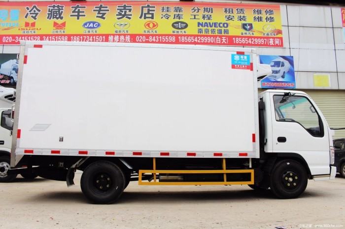 ISUZU 100P 4X2 Reefer Truck 