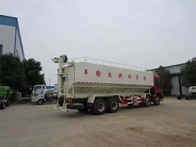 Foton bulk feed transport truck