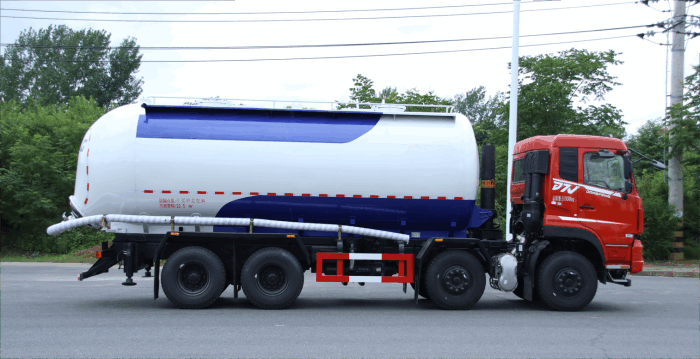 Dongfeng 8X4 Lift Bulk Cement Truck