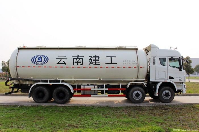 C&C TRUCKS U380 8X4 Bulk Cement Truck
