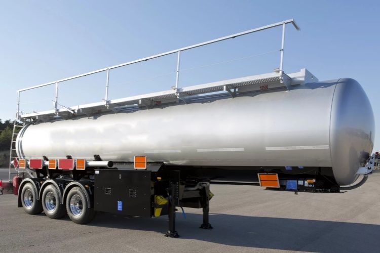 Class 8 Chemical Tank Semi-trailer
