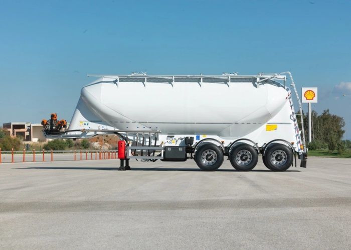 W-type bulk flour tank semi-trailer