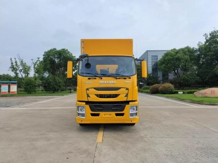 ISUZU Mobile Generator Truck      