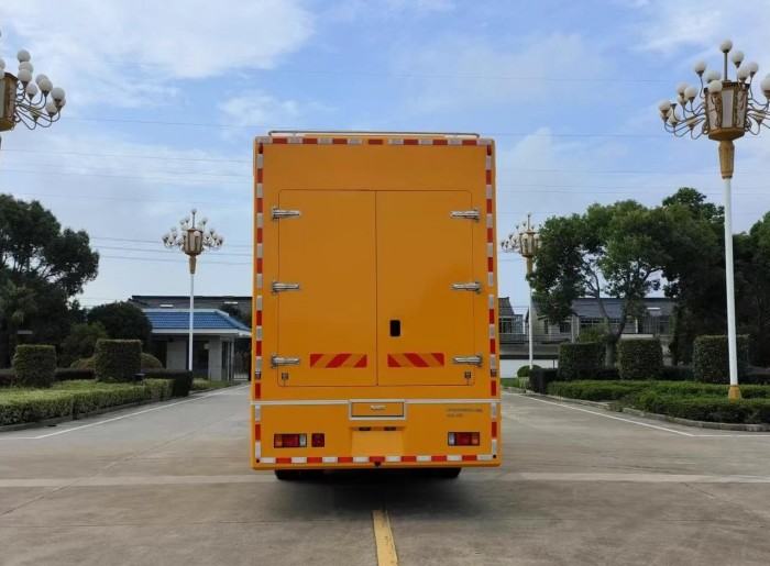 ISUZU Mobile Generator Truck      