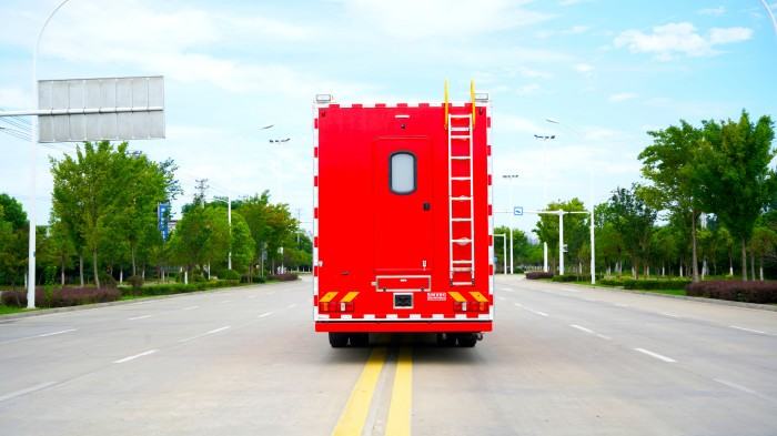 SINOTRUK Firefighter Camper