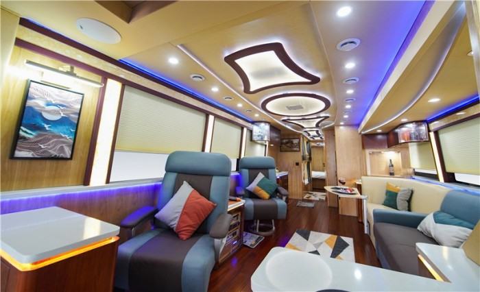 Kaige Class A Motorhome