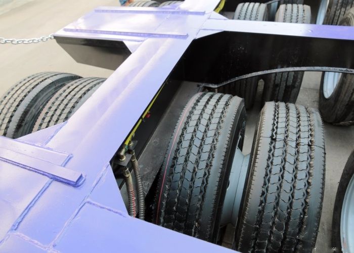 low bed semi-trailer