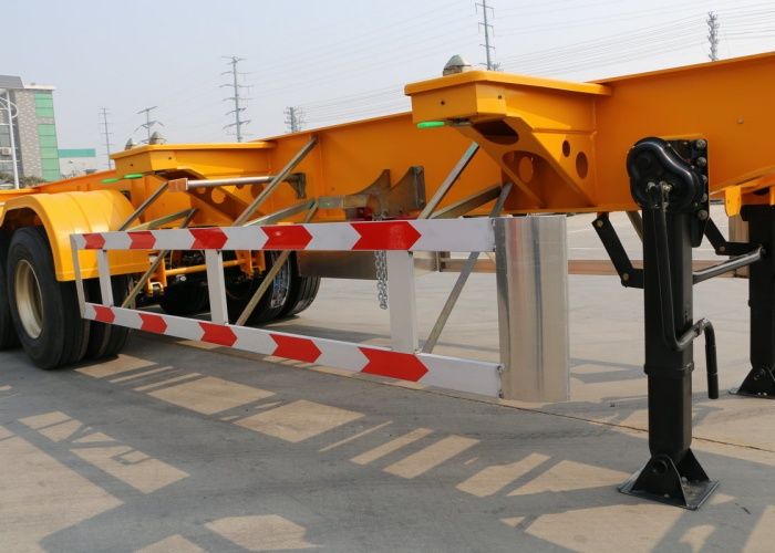 container chassis semi-trailer