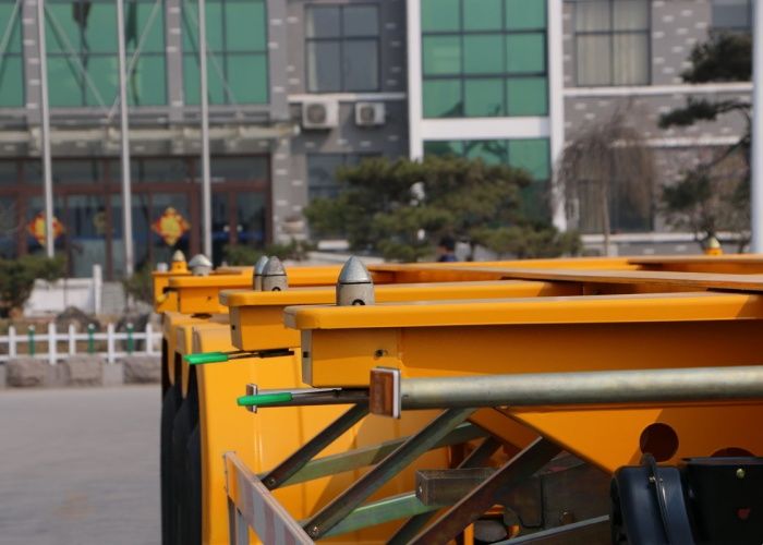 container chassis semi-trailer
