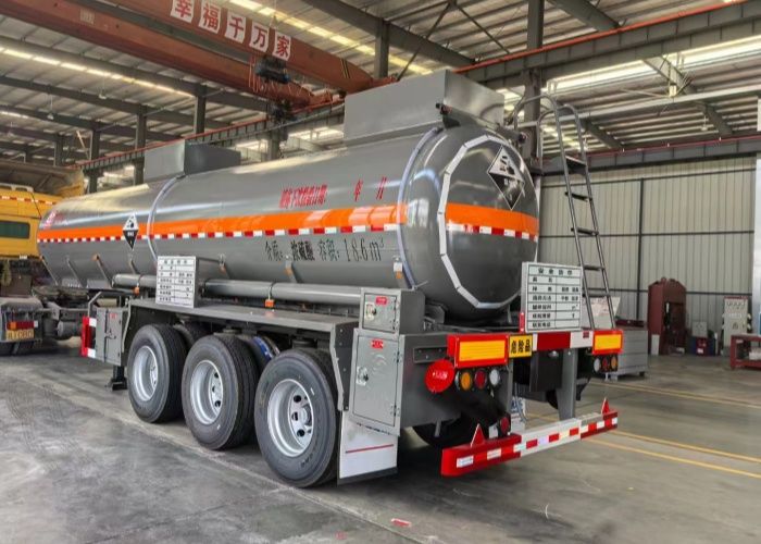 Concentrated sulfuric acid tanker semi trailer