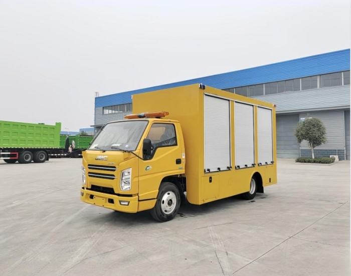 JMC emergency rescue truck